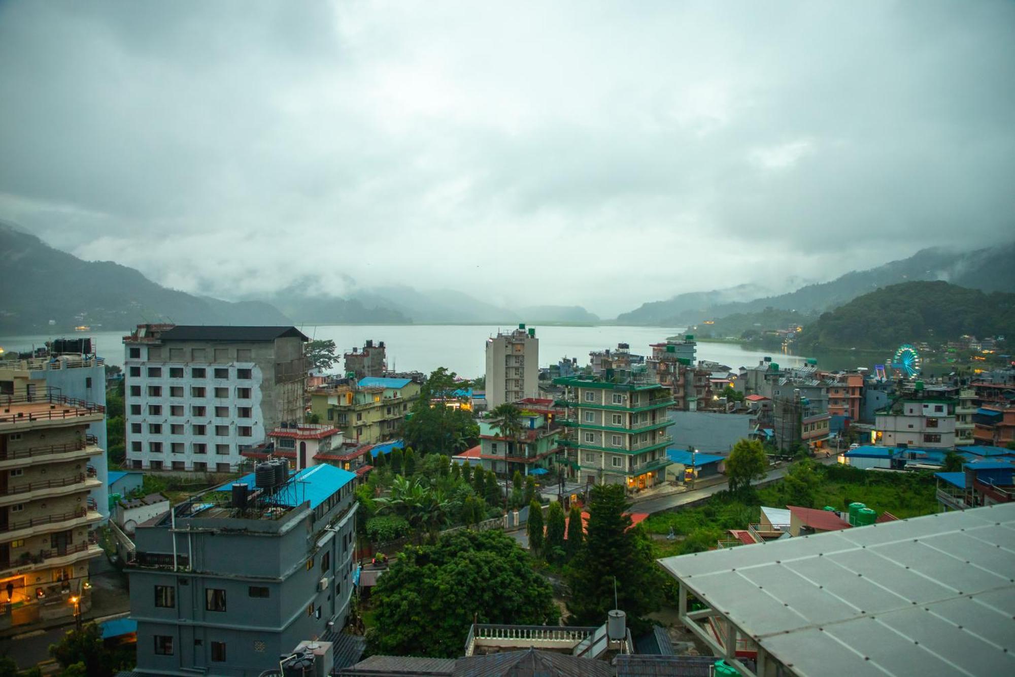 Chautari Boutique Hotel Pokhara Exterior foto